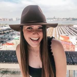 Meet your Posher, Nicole